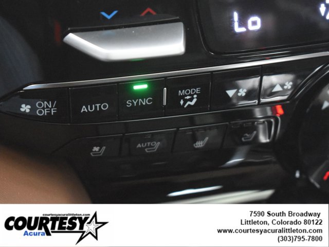 Certified 2025 Acura MDX SH-AWD w/ Advance Package image 18