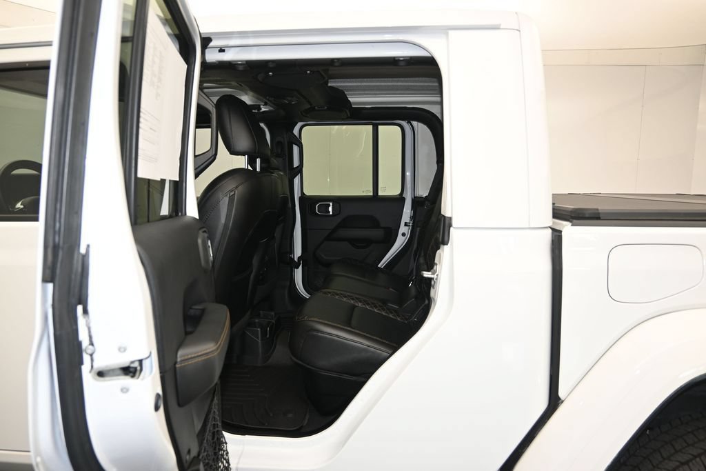 Used 2021 Jeep Gladiator Overland AWD/4WD image 23