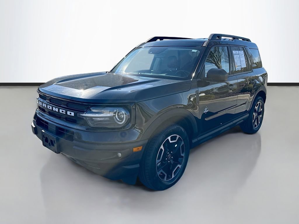 Used 2023 Ford Bronco Sport Outer Banks w/ Tech Package image 3