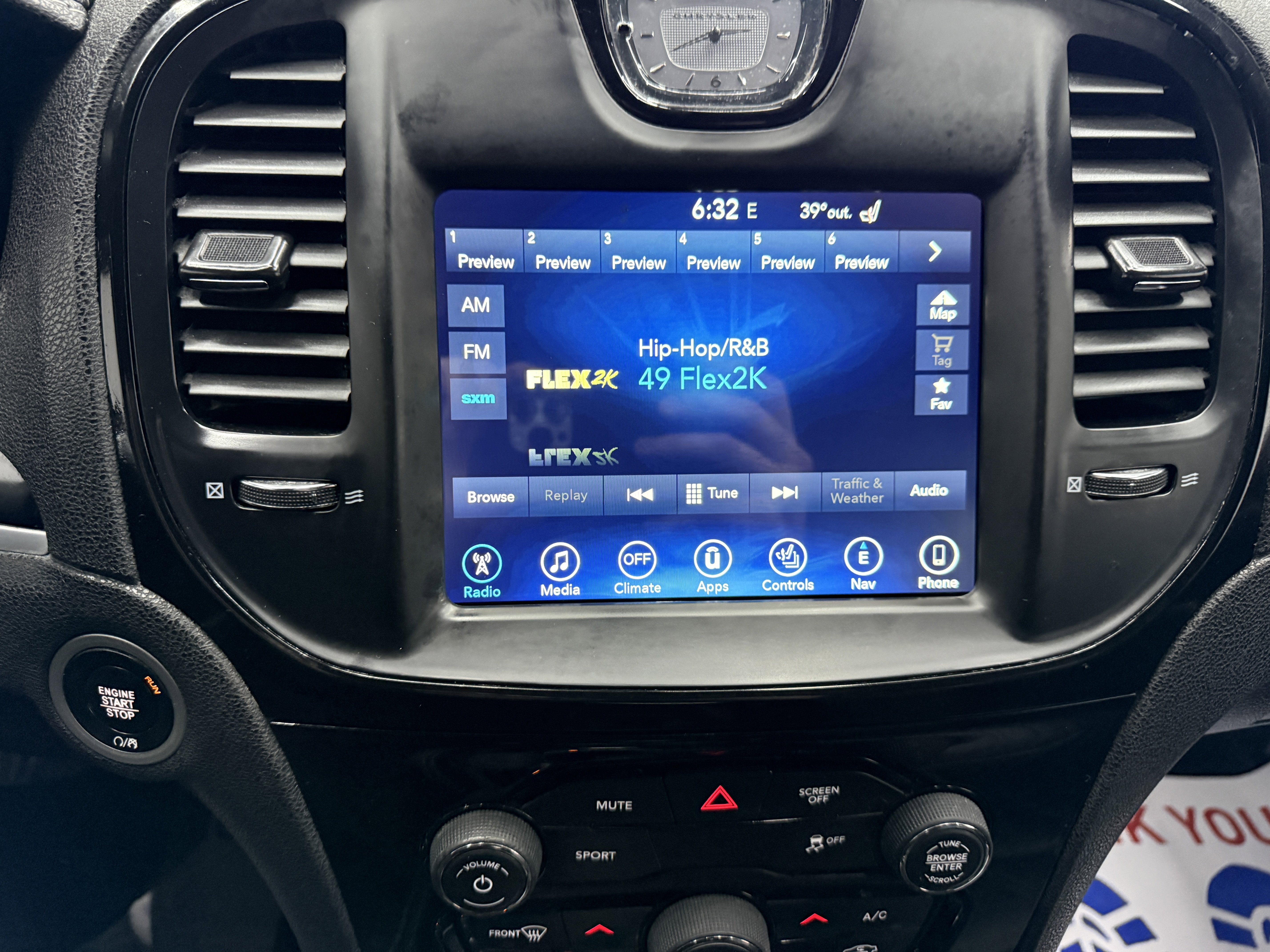 Used 2017 Chrysler 300 S image 15