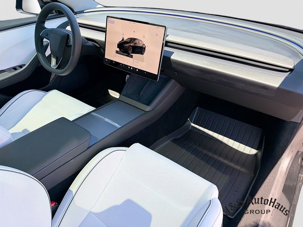 Used 2025 Tesla Model 3 Performance AWD/4WD image 37