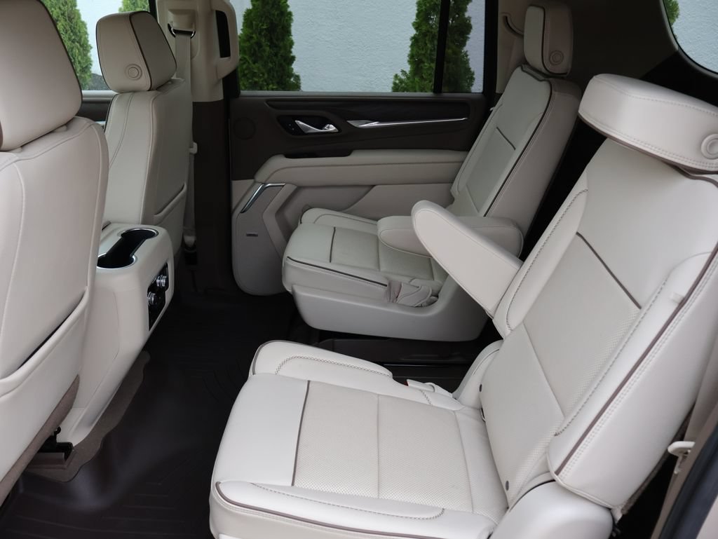 Certified 2021 GMC Yukon XL Denali w/ Advanced Technology Package AWD/4WD image 8