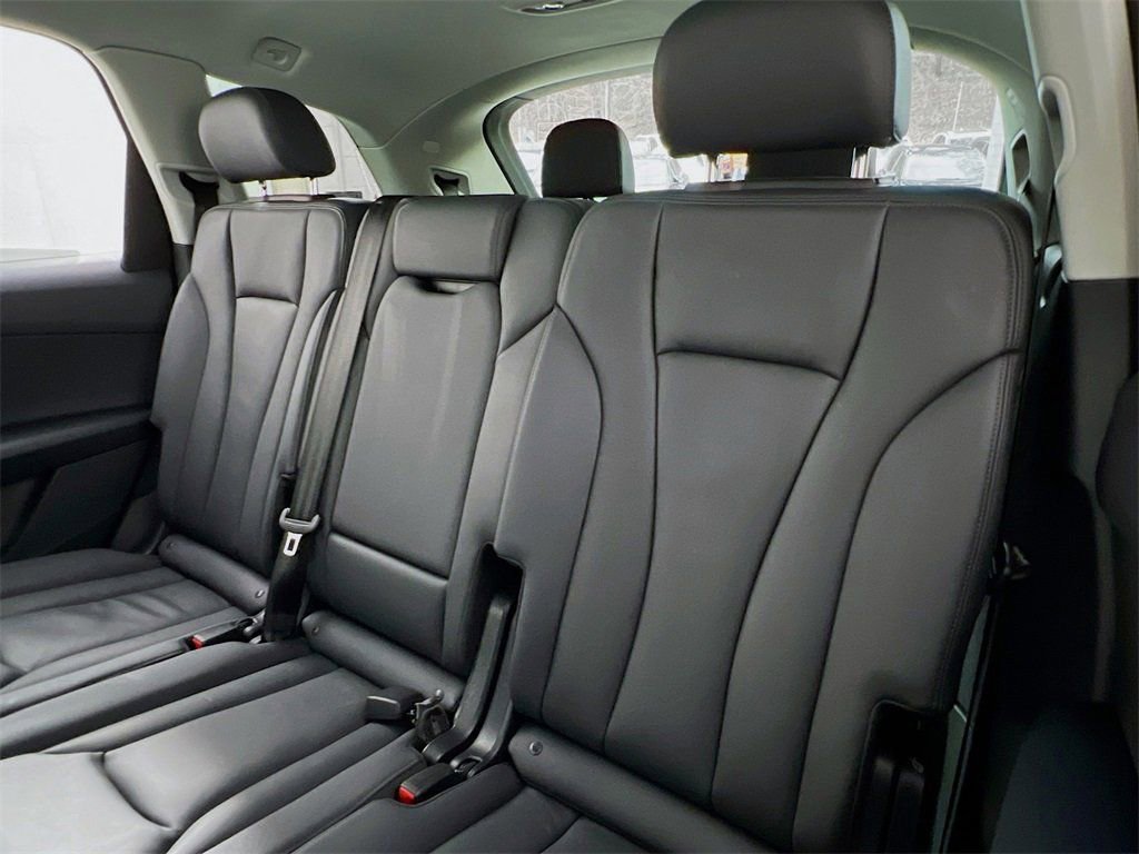 Used 2024 Audi Q7 3.0T Premium image 22