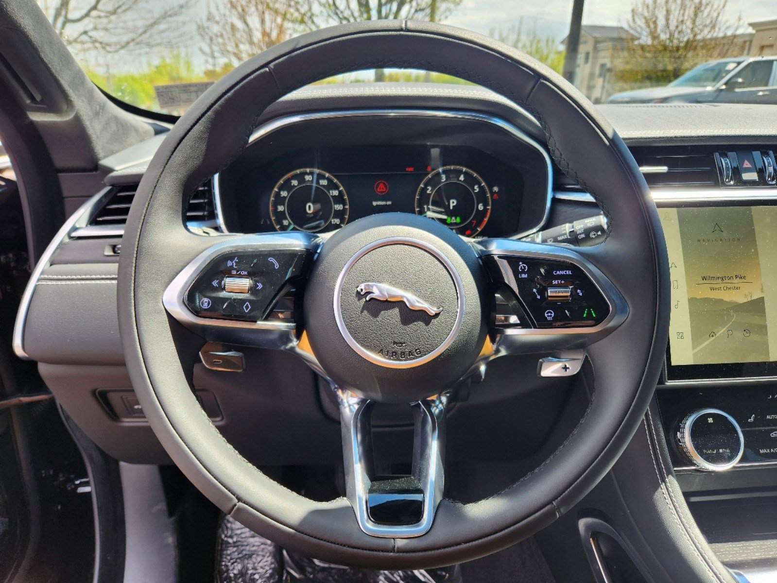 Used 2025 Jaguar F-PACE R-Dynamic S AWD/4WD image 17