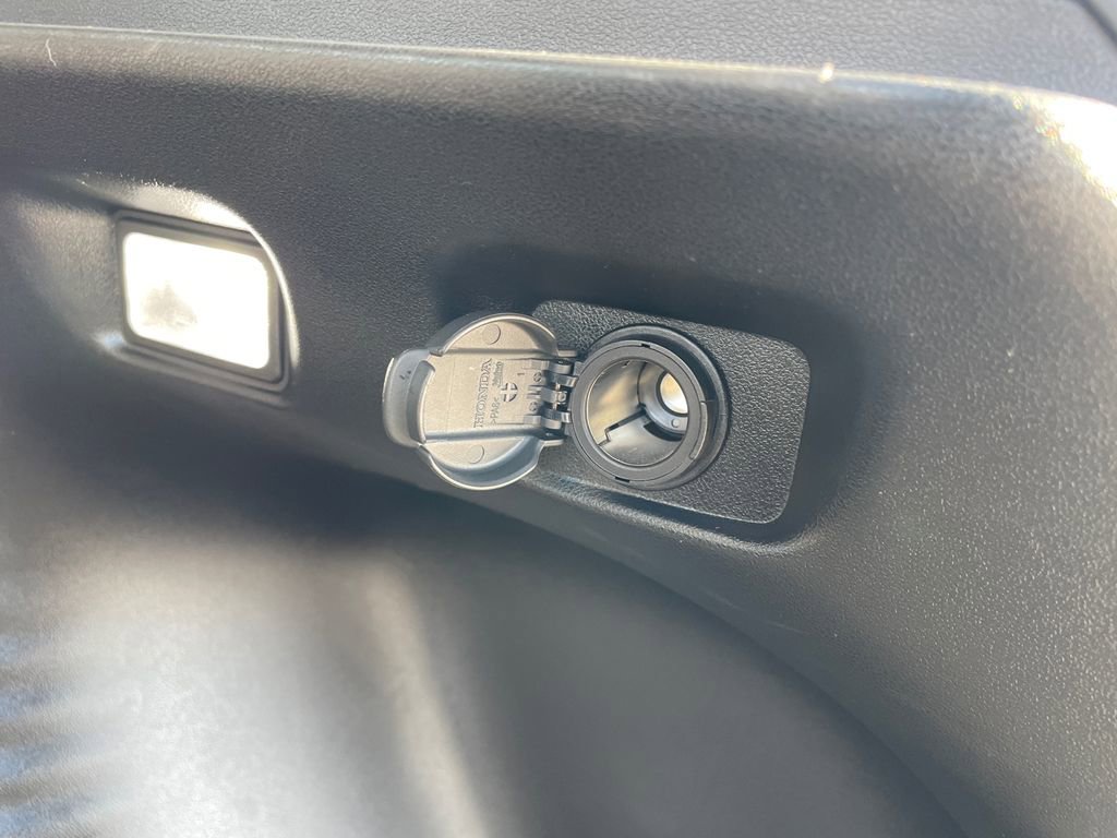 Used 2024 Honda HR-V LX image 45