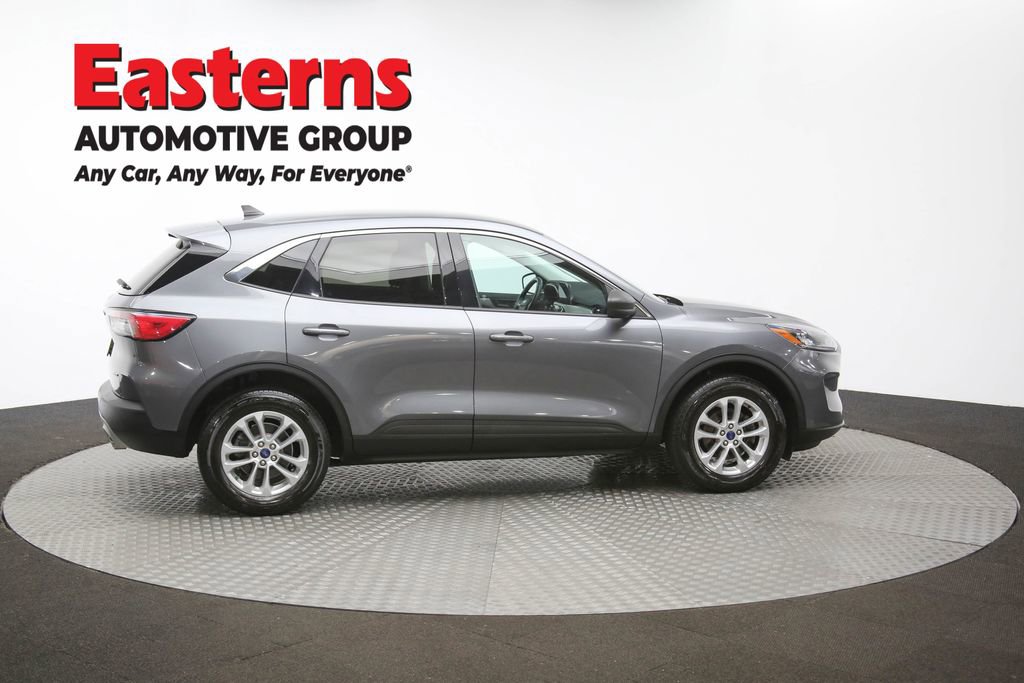 Used 2022 Ford Escape SE w/ Cold Weather Package image 40