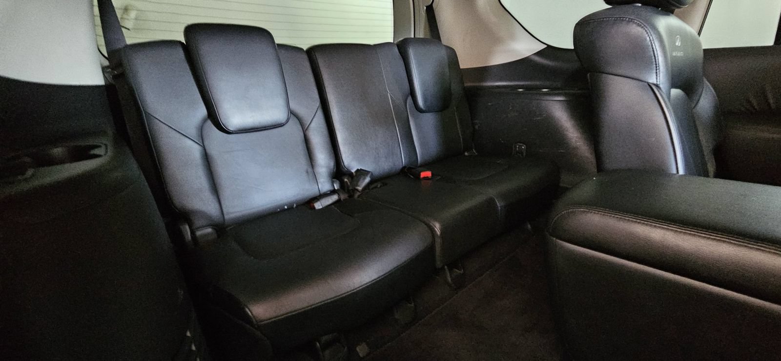 Used 2012 INFINITI QX56 4WD w/ Deluxe Touring Pkg image 19