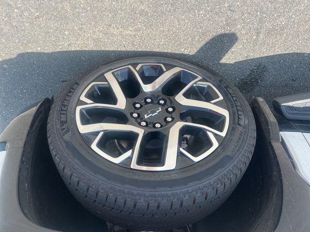 New 2024 Chevrolet Silverado EV RST image 7