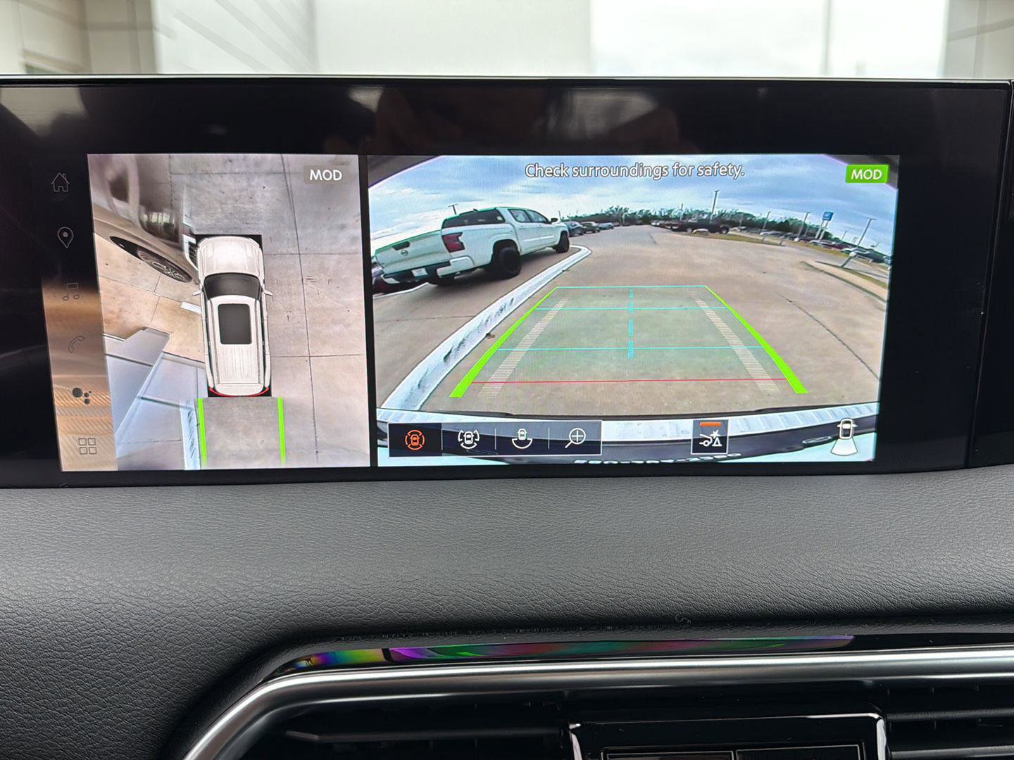 New 2026 Nissan Armada SL w/ Convenience Package image 37