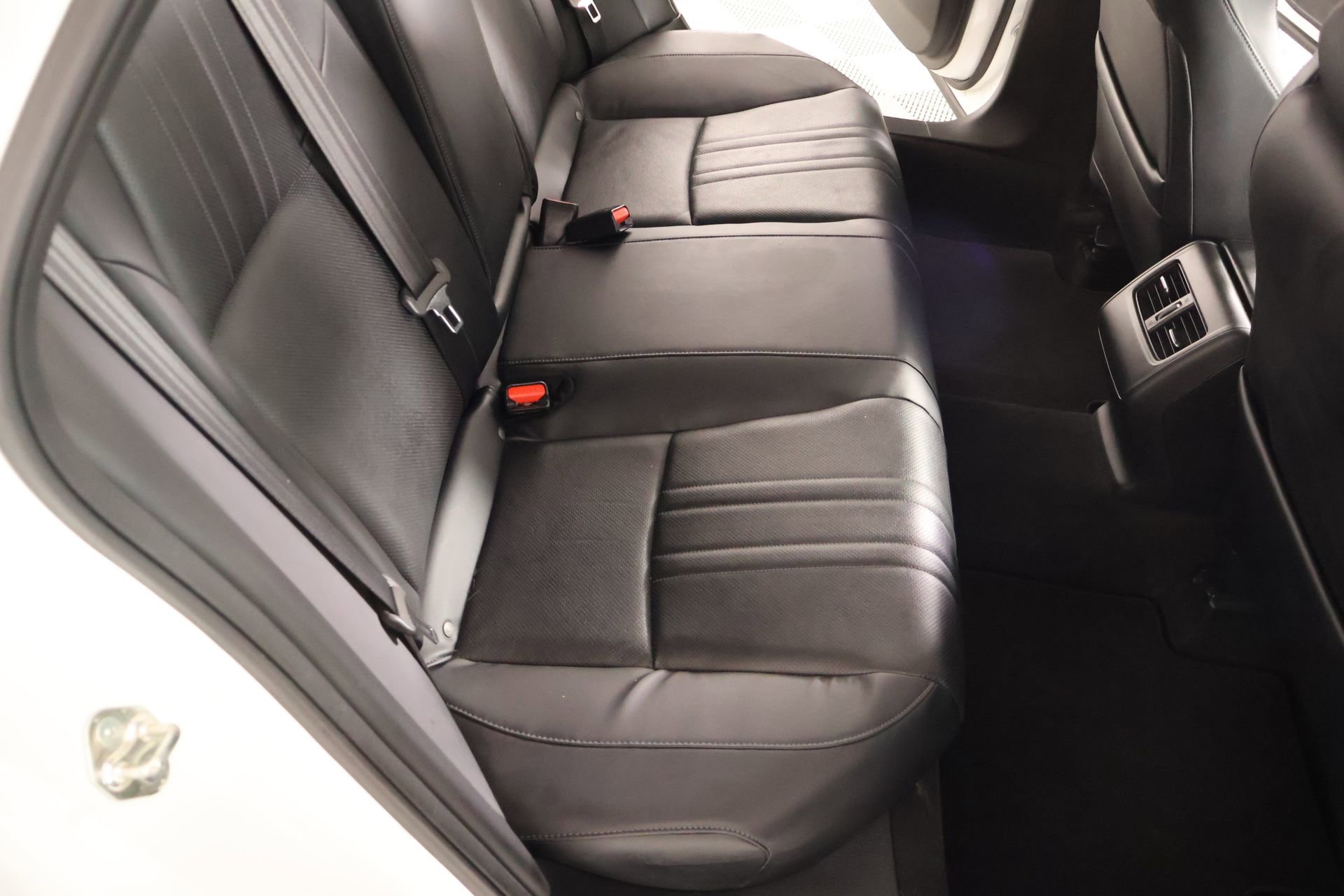 Used 2018 Honda Accord EX-L image 14