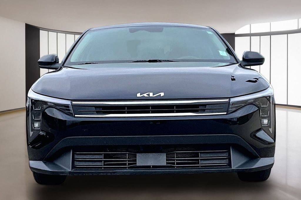 Used 2025 Kia K4 FWD image 3