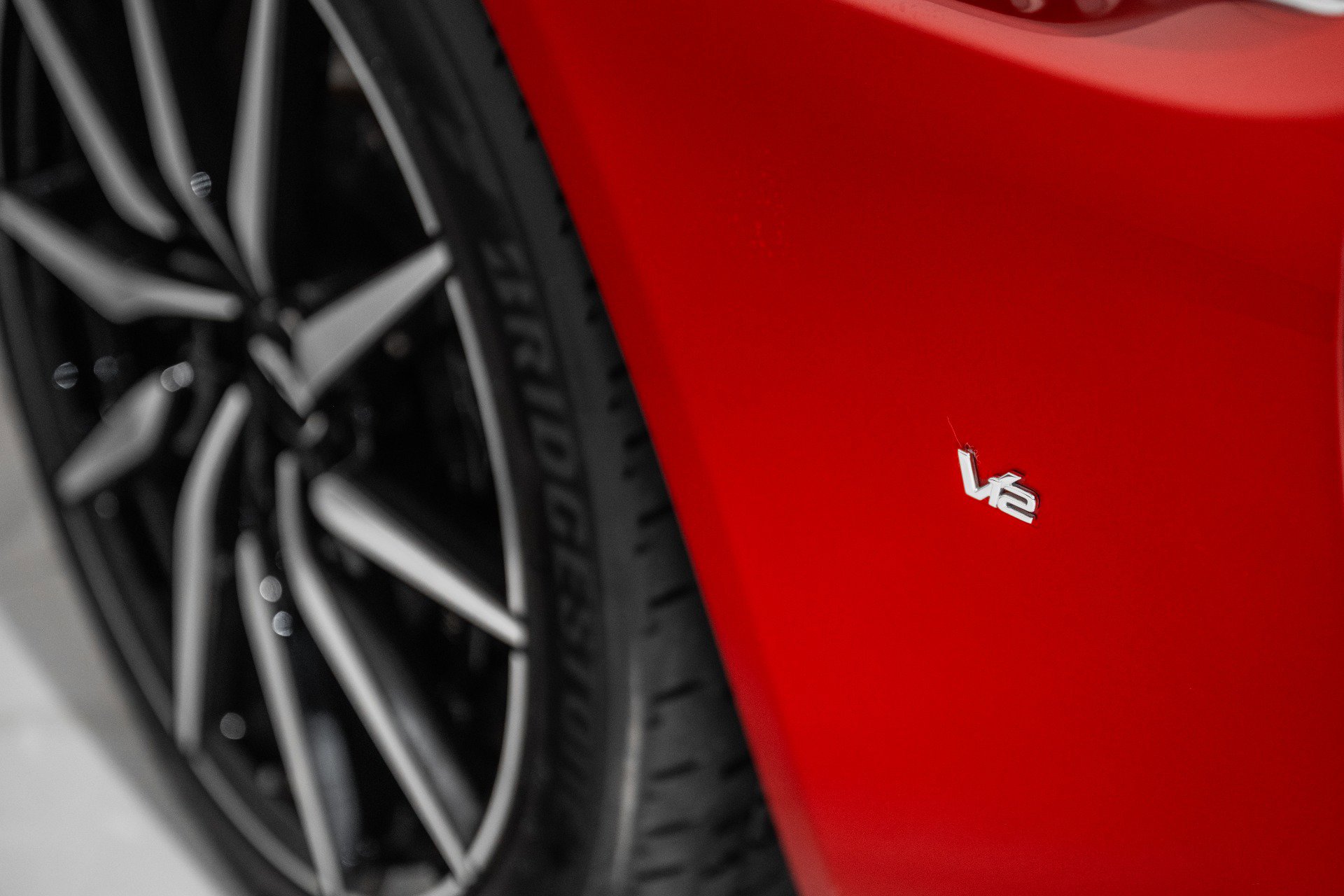 Used 2017 Aston Martin DB11 V12 image 44