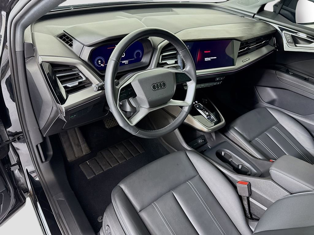 Used 2023 Audi Q4 e-tron Premium Plus w/ Premium Plus RWD image 9