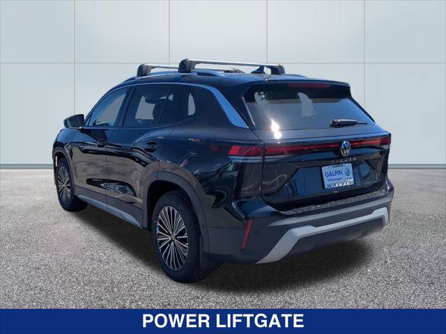 Certified 2025 Volkswagen Tiguan S FWD image 3