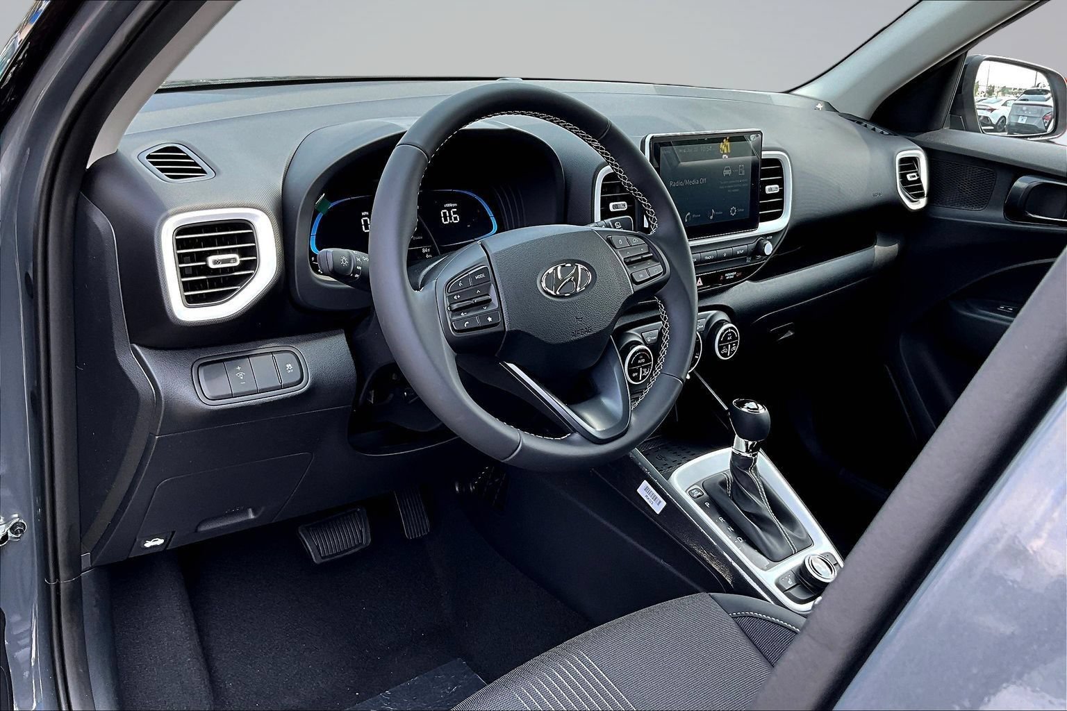 New 2026 Hyundai Venue SEL FWD image 9