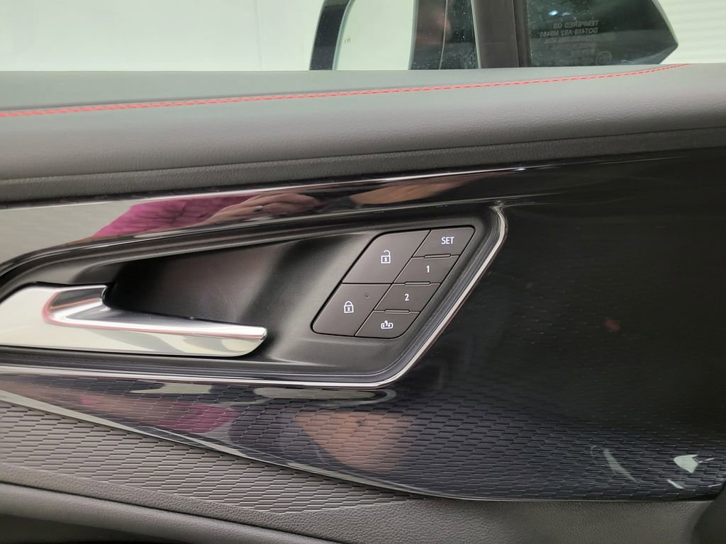 New 2026 Chevrolet Blazer EV RS image 3