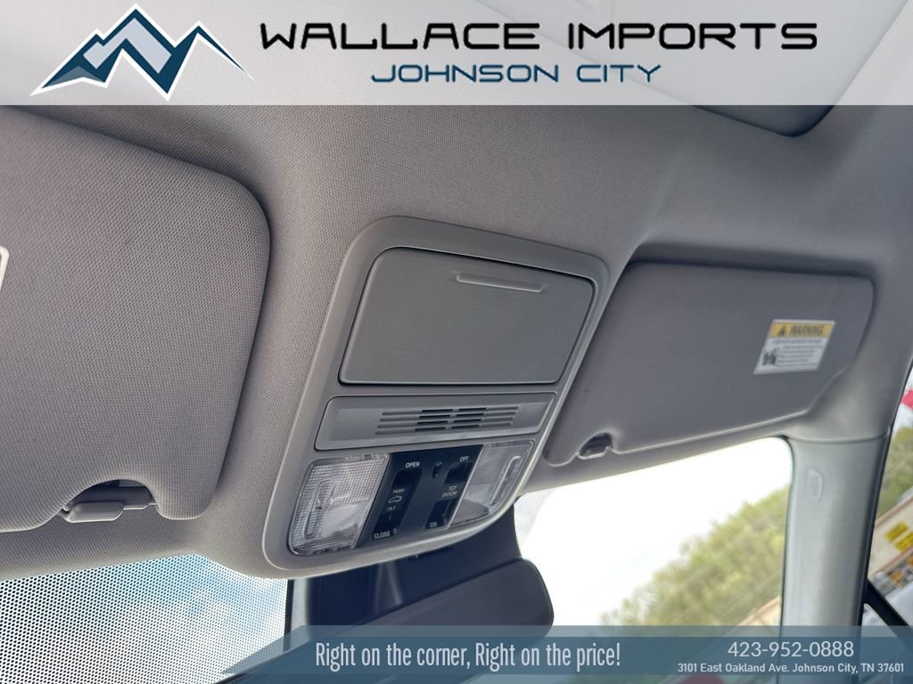 Used 2022 Honda Pilot Special Edition image 16