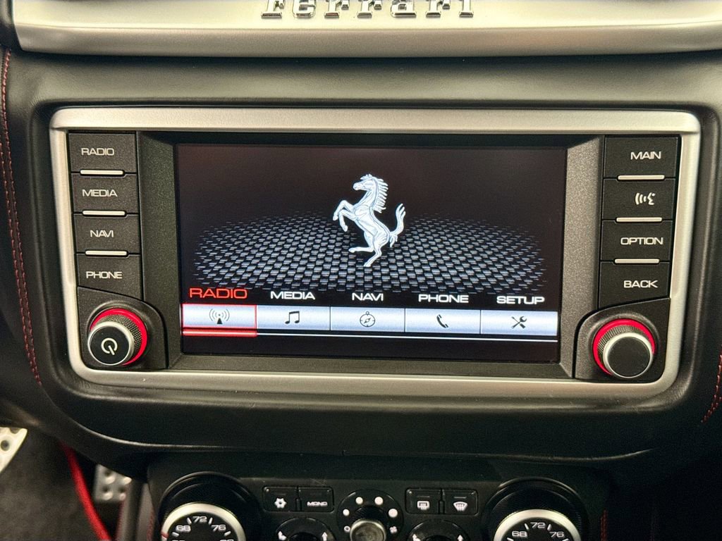 Used 2017 Ferrari California T image 15