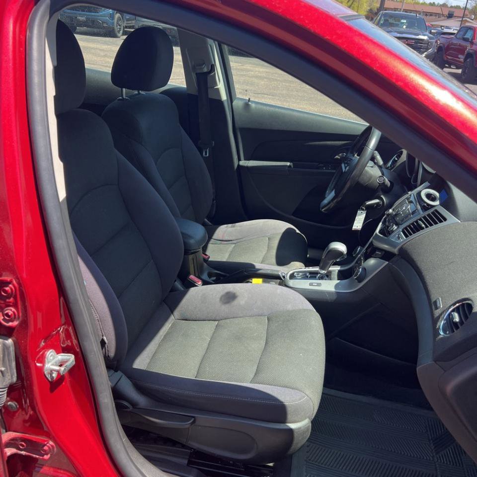 Used 2012 Chevrolet Cruze LT w/ All-Star Edition FWD image 16
