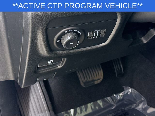 New 2025 Jeep Grand Cherokee L Limited w/ Black Appearance Package image 10