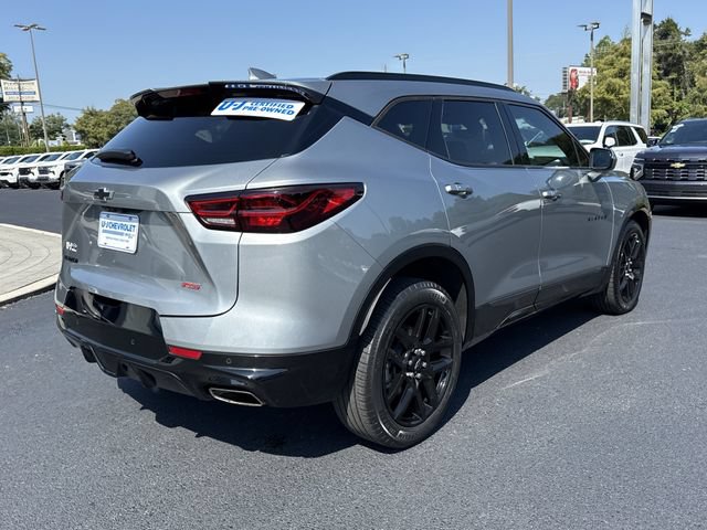 Used 2023 Chevrolet Blazer RS w/ Driver Confidence II Package FWD image 3
