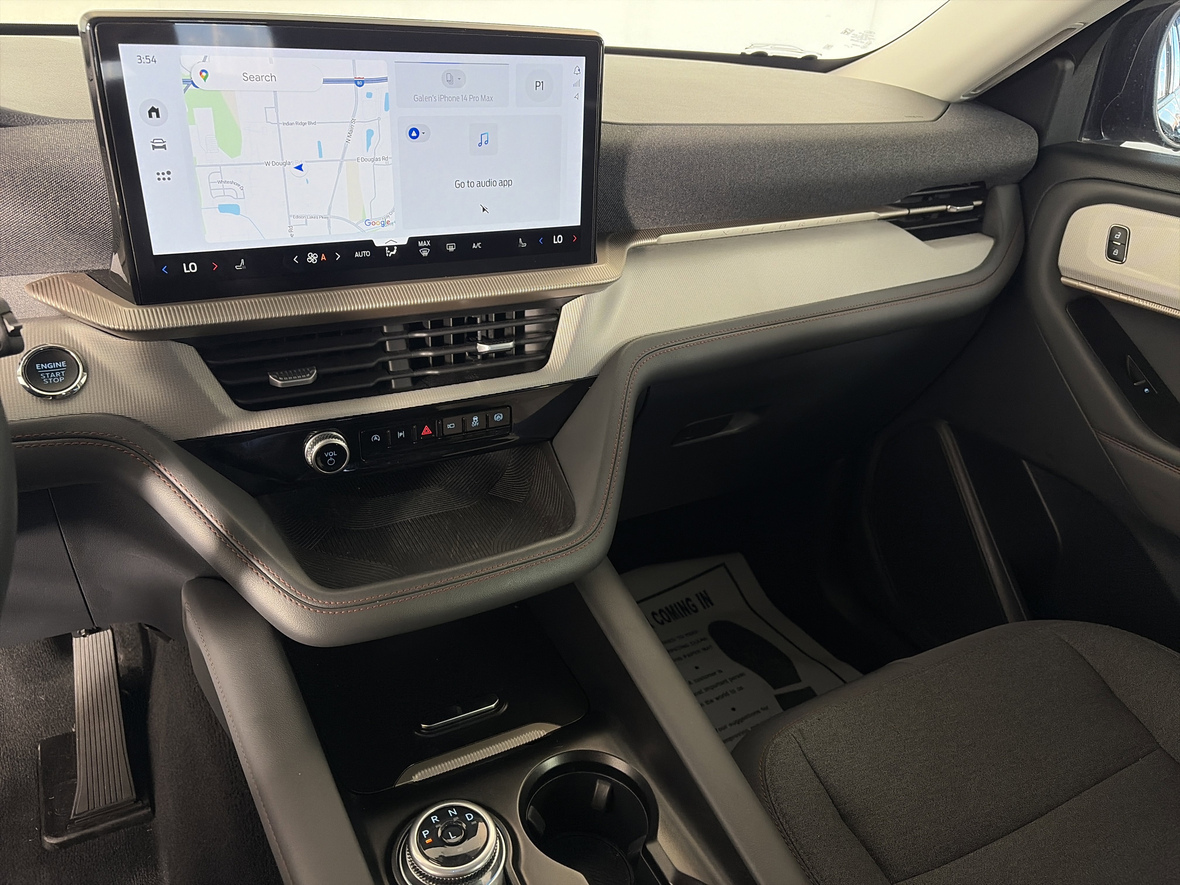 Used 2025 Ford Explorer Active image 4