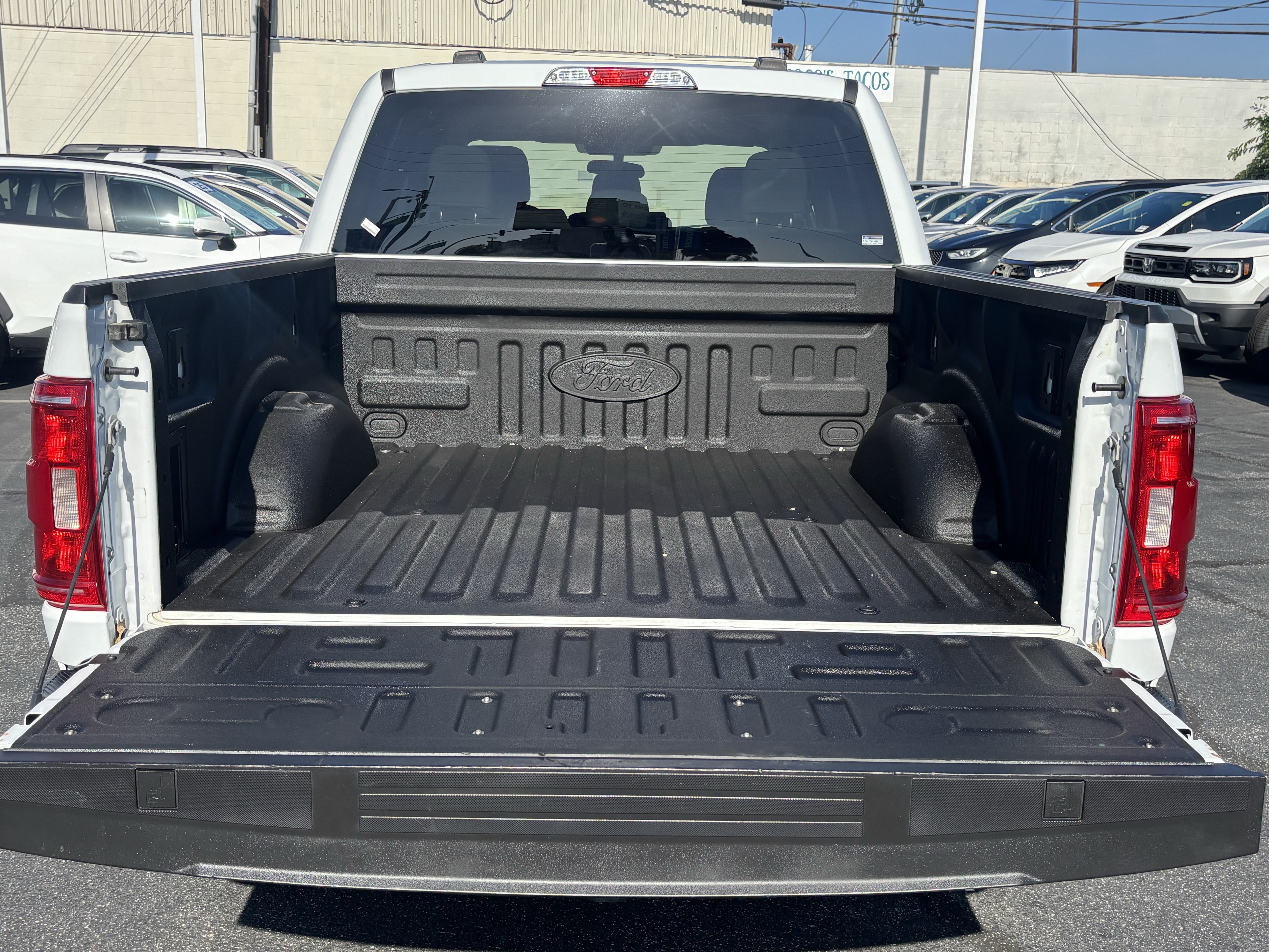 Used 2022 Ford F150 XLT w/ Trailer Tow Package AWD/4WD image 12