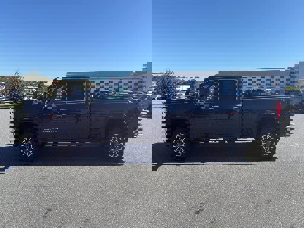 New 2026 GMC Sierra 2500 SLT w/ SLT Convenience Package image 3