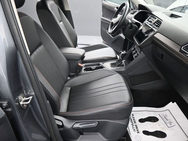 Used 2024 Volkswagen Tiguan Wolfsburg Edition image 37