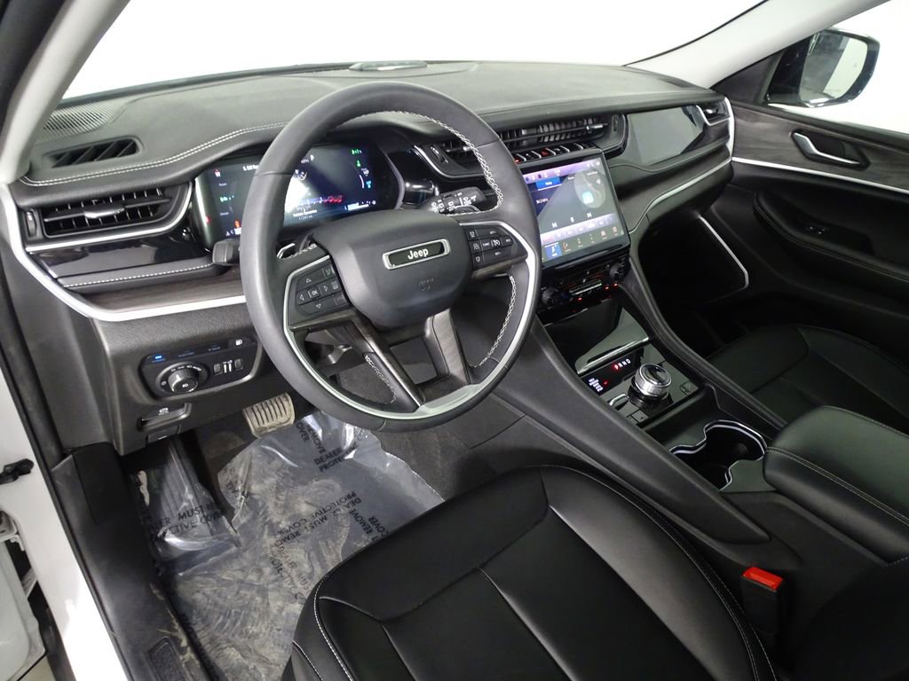 Used 2023 Jeep Grand Cherokee 4WD 4xe image 25