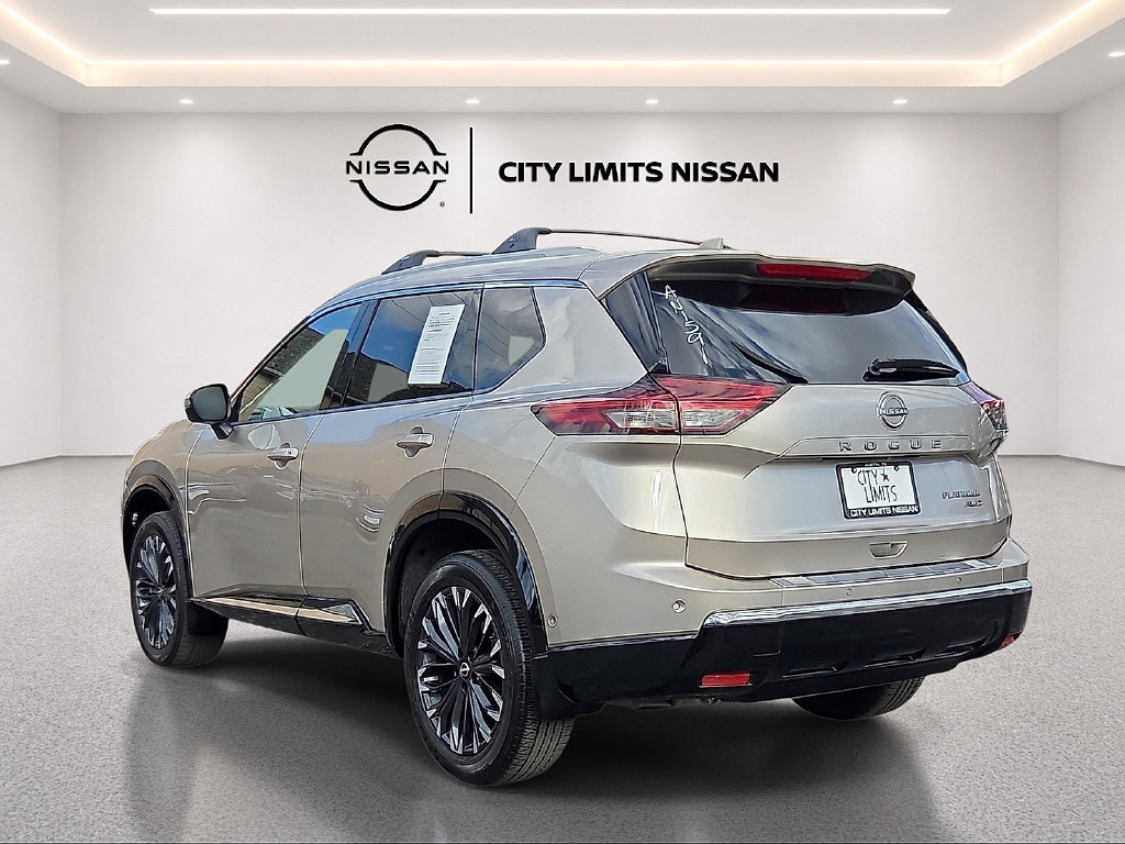 Used 2026 Nissan Rogue Platinum w/ Platinum Premium Package AWD/4WD image 4