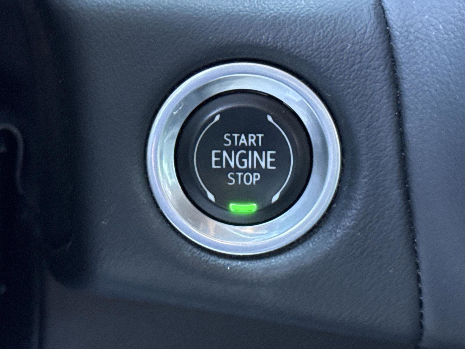 Used 2021 GMC Yukon SLE image 17