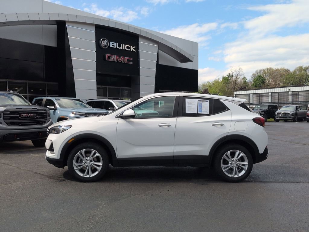 Certified 2023 Buick Encore GX Preferred w/ Cold Weather Comfort Package AWD/4WD image 9