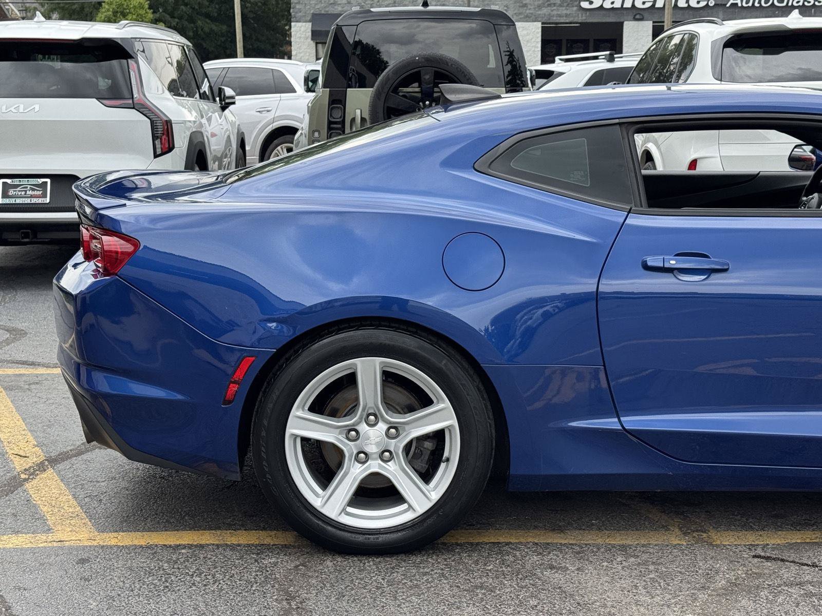 Used 2019 Chevrolet Camaro LT RWD image 12