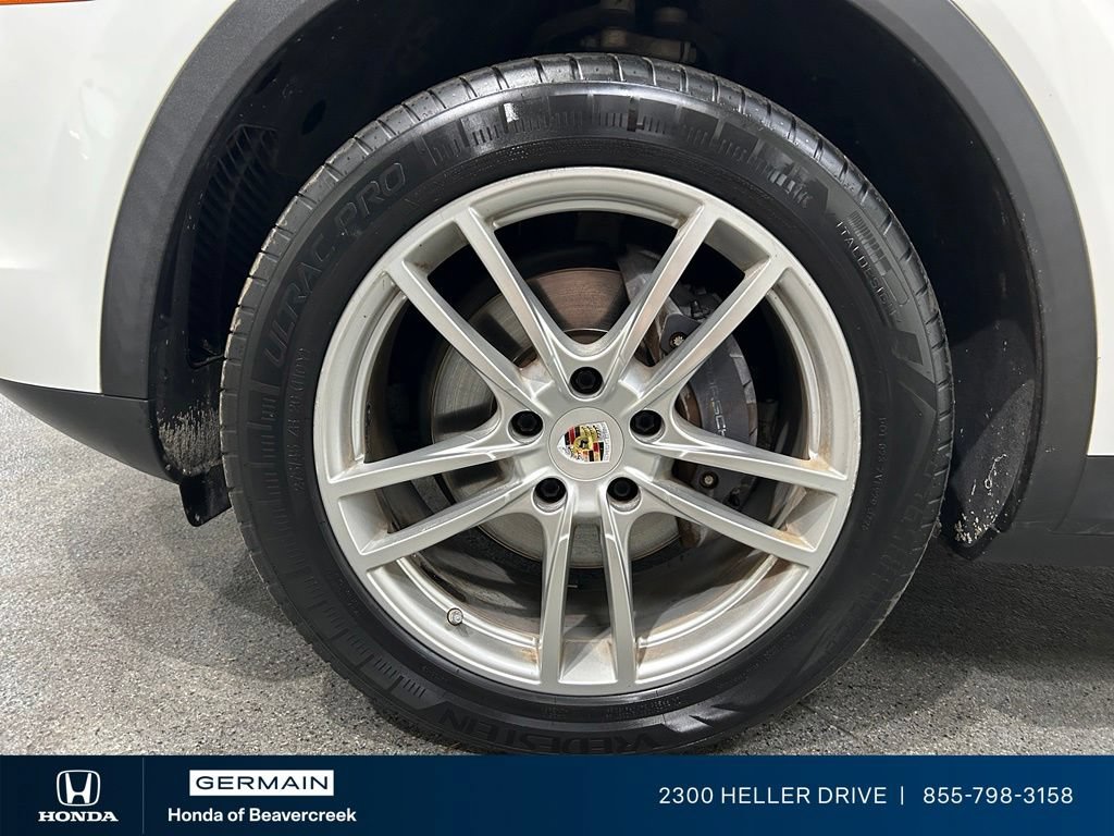 Used 2020 Porsche Cayenne AWD/4WD image 13