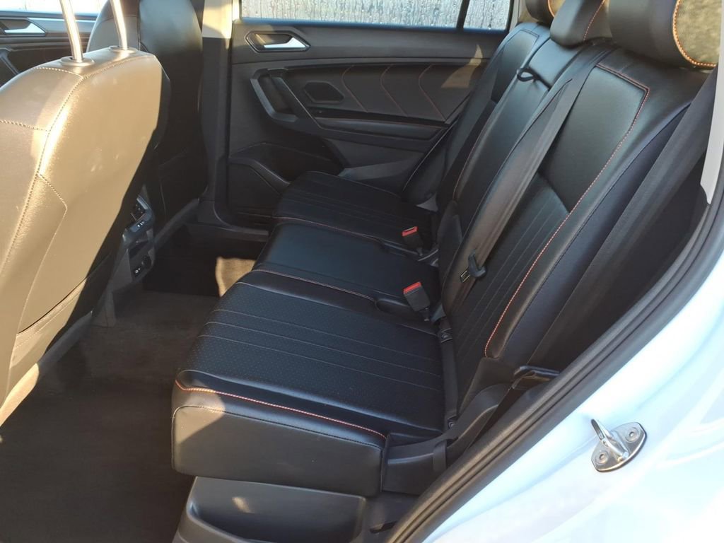 Used 2024 Volkswagen Tiguan Wolfsburg Edition AWD/4WD image 10
