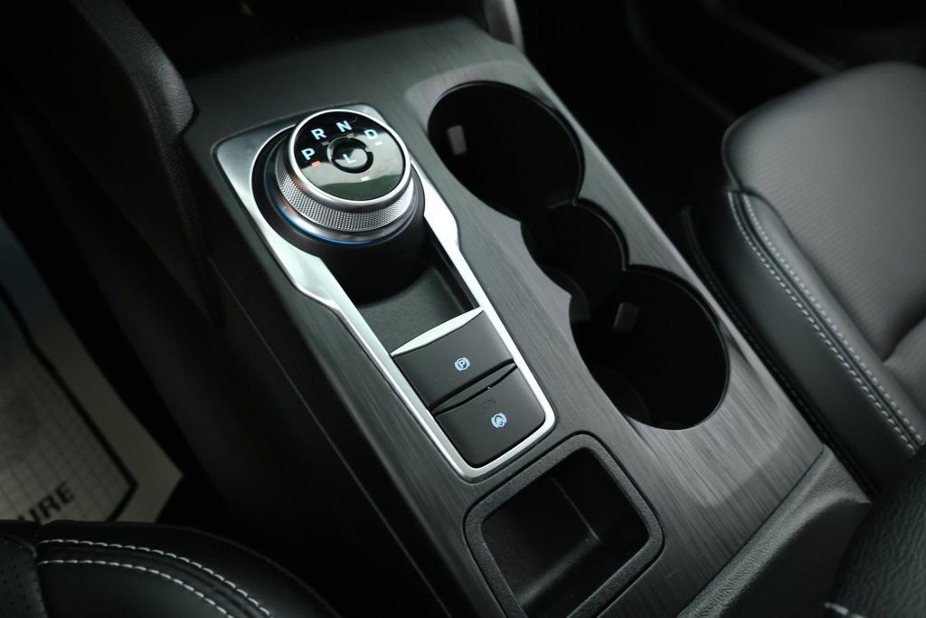 Used 2024 Ford Escape Platinum image 14