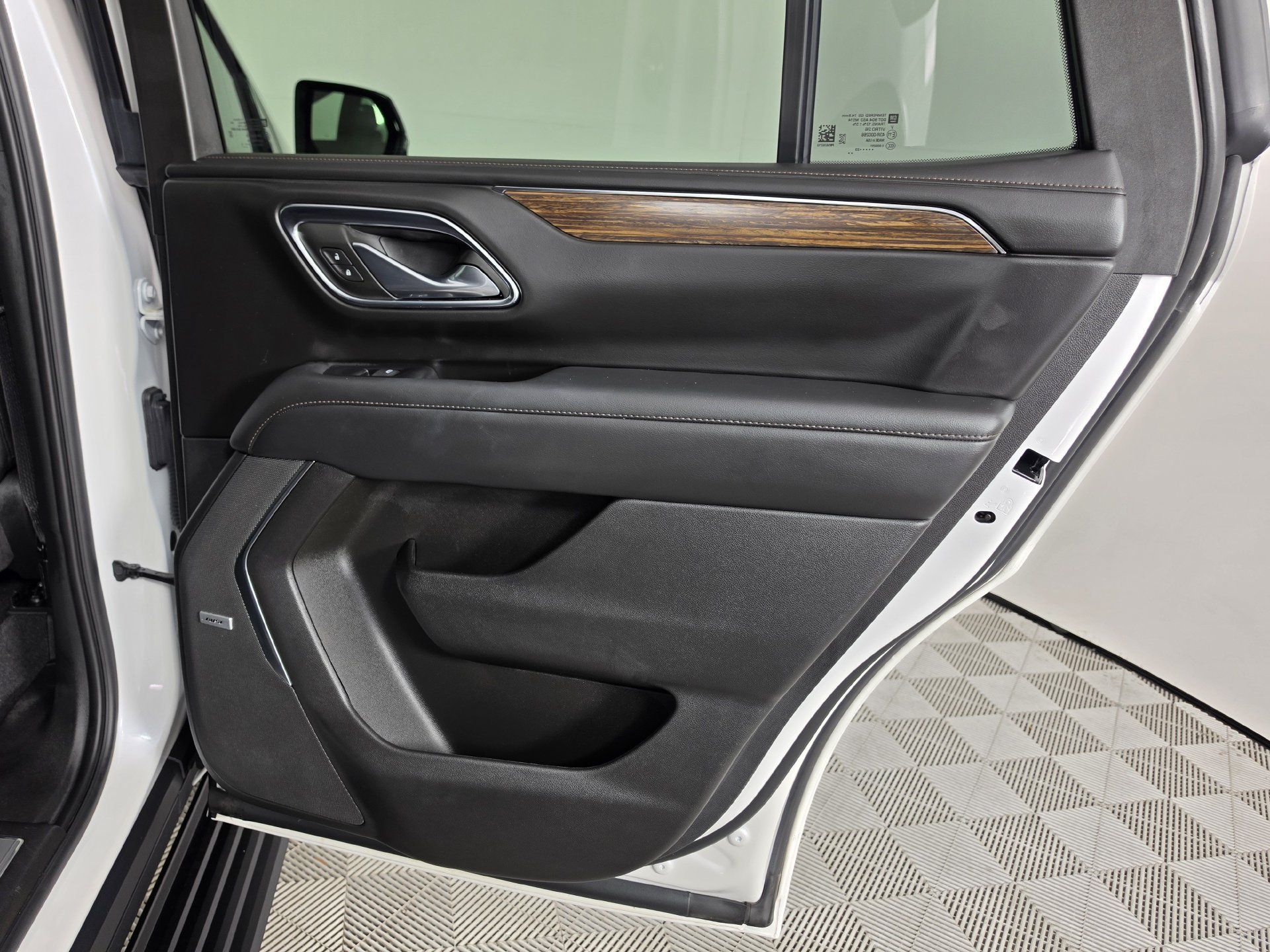 Used 2023 Chevrolet Tahoe High Country AWD/4WD image 30