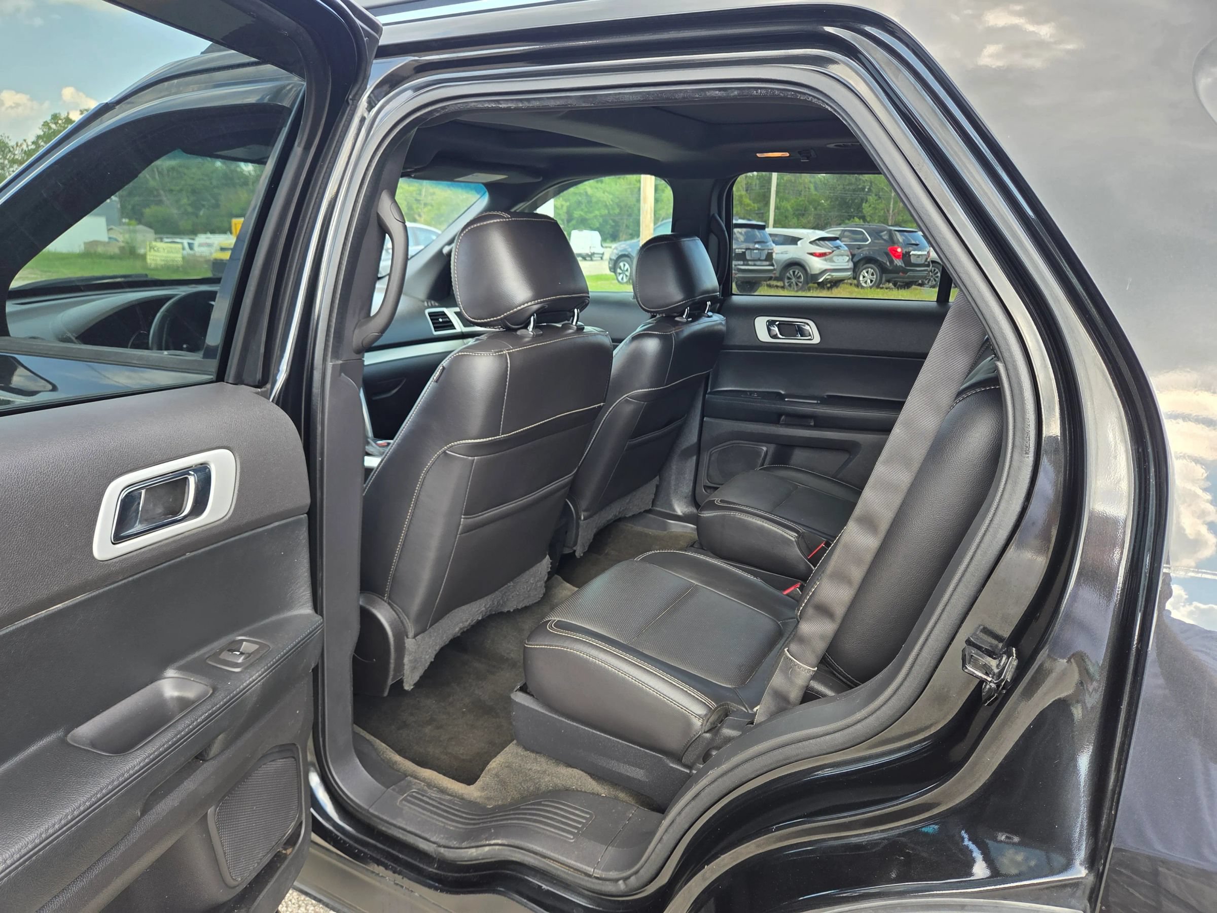 Used 2015 Ford Explorer Sport w/ Equipment Group 401A AWD/4WD image 18