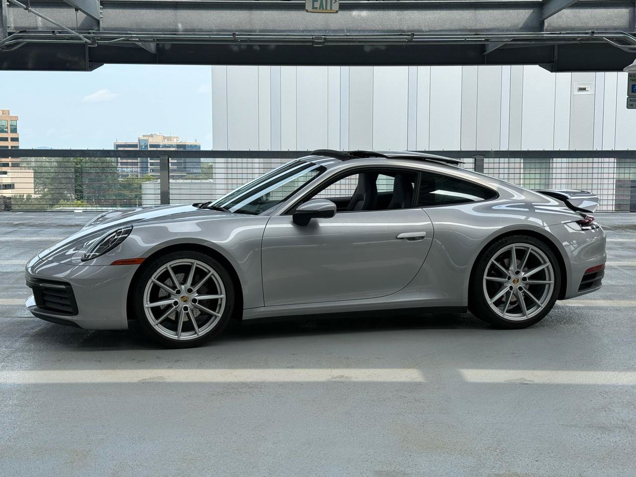 Used 2024 Porsche 911 Carrera w/ Premium Package RWD image 6
