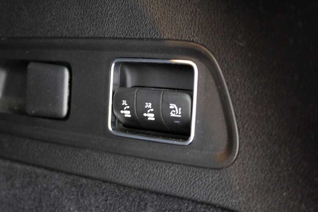 Used 2022 Mercedes-Benz GLS 63 AMG GLS 63 AMGﾮ image 25