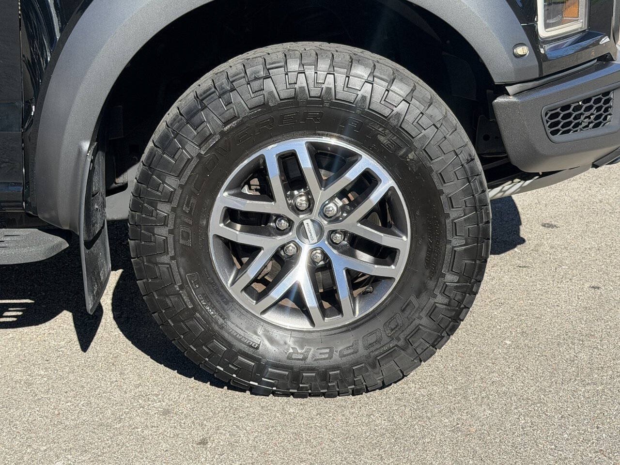Used 2018 Ford F150 Raptor w/ Equipment Group 802A Luxury AWD/4WD image 50