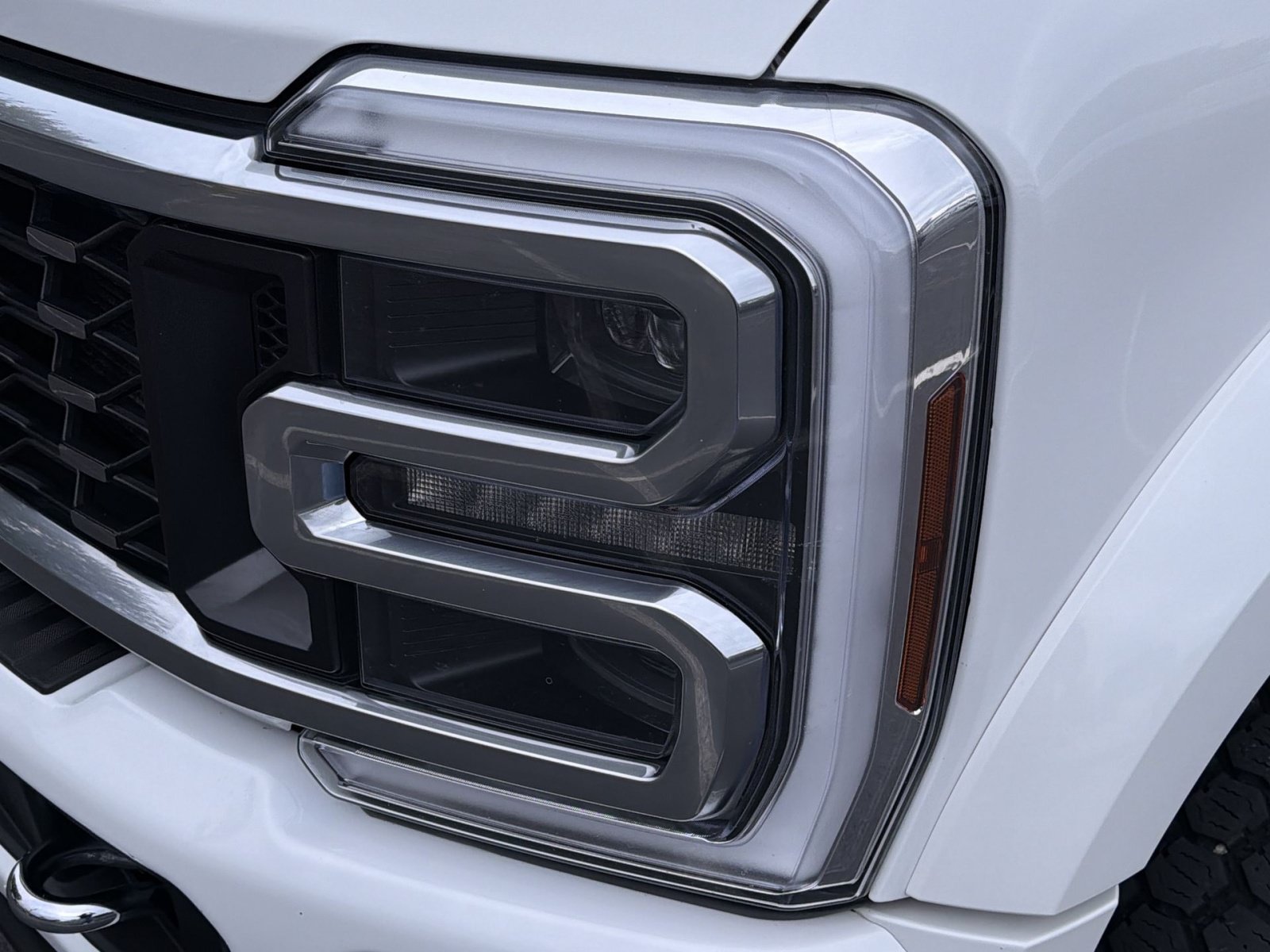 Used 2024 Ford F450 Limited w/ FX4 Off-Road Package AWD/4WD image 10