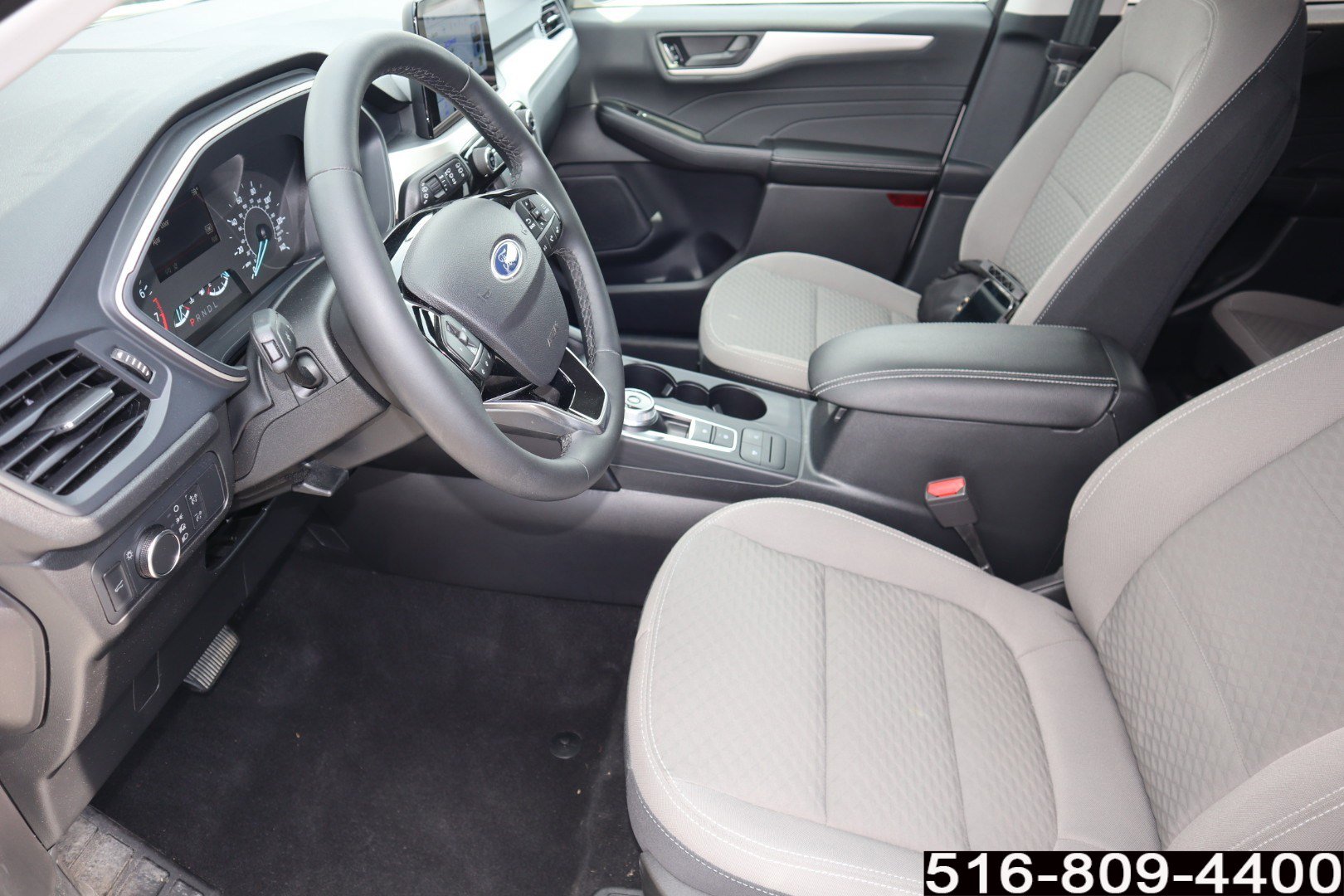 Used 2022 Ford Escape SE w/ Convenience Package image 16