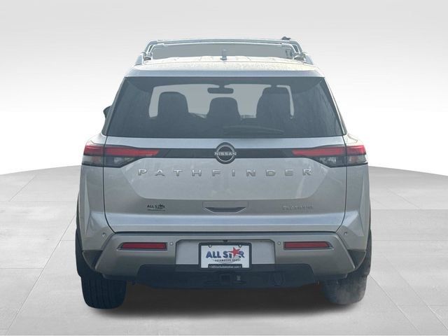 Used 2025 Nissan Pathfinder Platinum w/ Cargo Package image 8