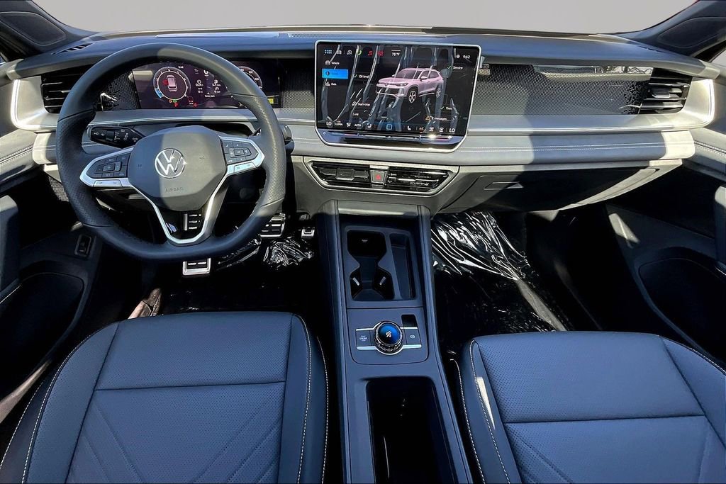 New 2026 Volkswagen Tiguan SE R-Line image 7