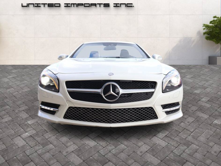 Used 2015 Mercedes-Benz SL 550 image 3