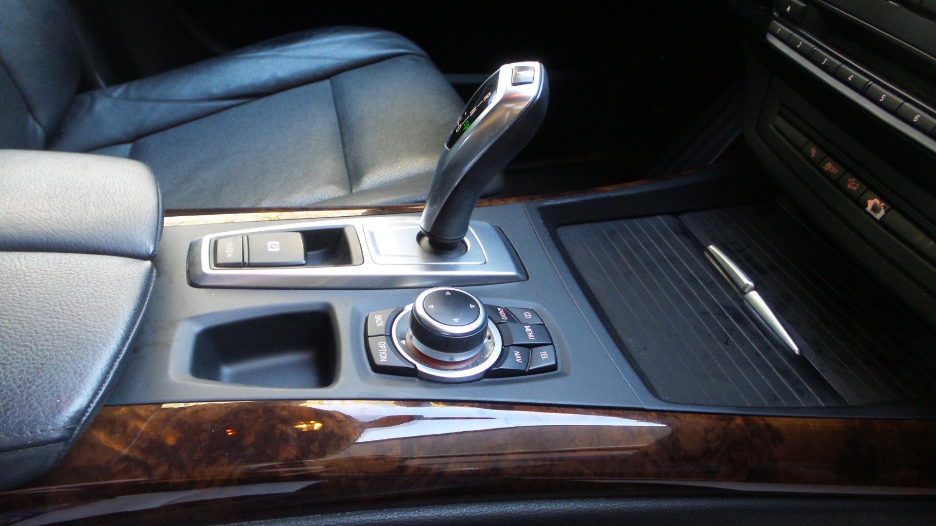 Used 2012 BMW X5 xDrive35d image 11