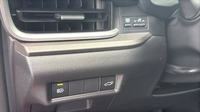 Certified 2024 Toyota Grand Highlander AWD image 16