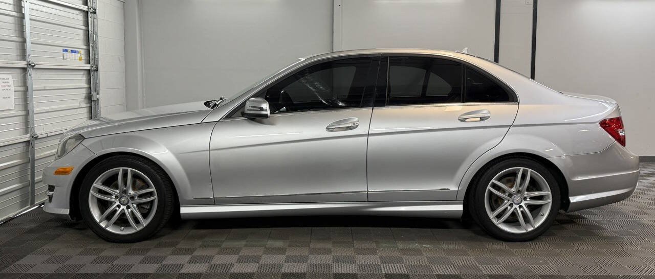 Used 2013 Mercedes-Benz C 250 Sedan image 4